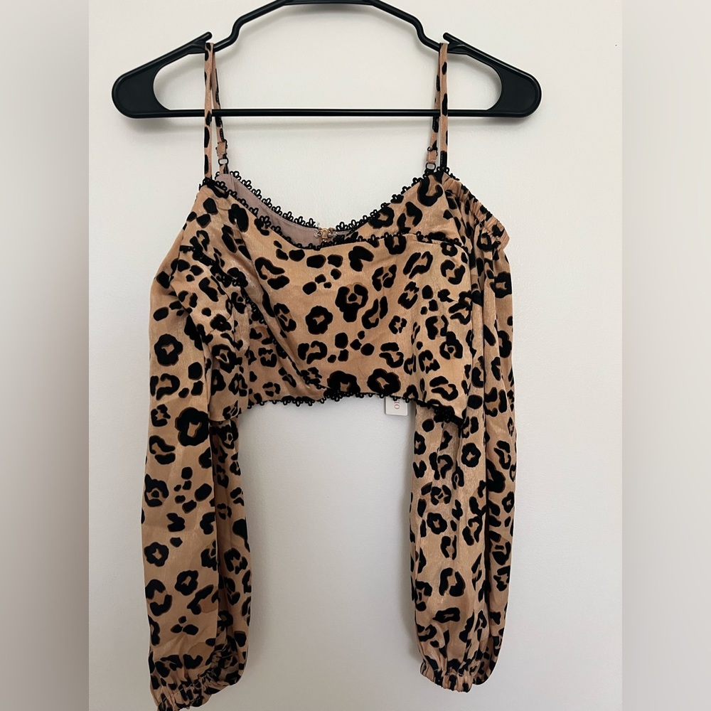 NWT Leopard Crop Top